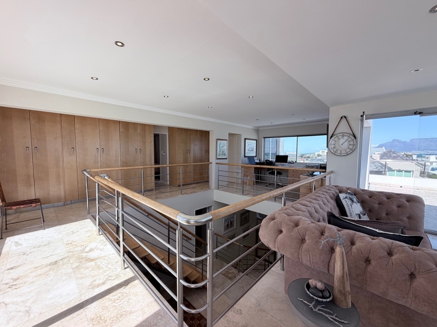 7 Bedroom Property for Sale in Bloubergstrand Western Cape